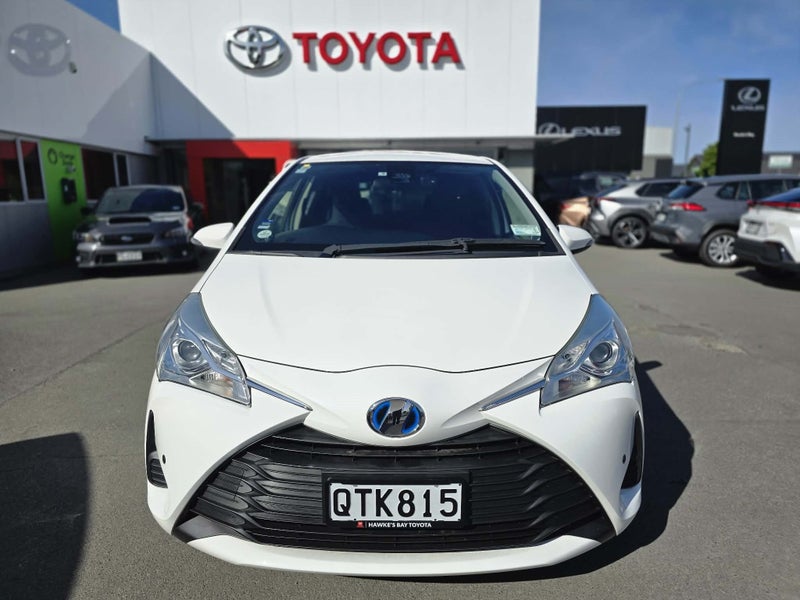 2019 Toyota Vitz 1.5 Hybrid F 5Dr Hatch CVT 2WD image 3