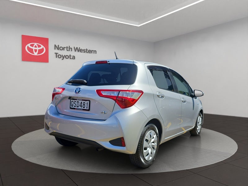 2019 Toyota Vitz 1.5 Hybrid F 5Dr Hatch CVT 2WD image 4