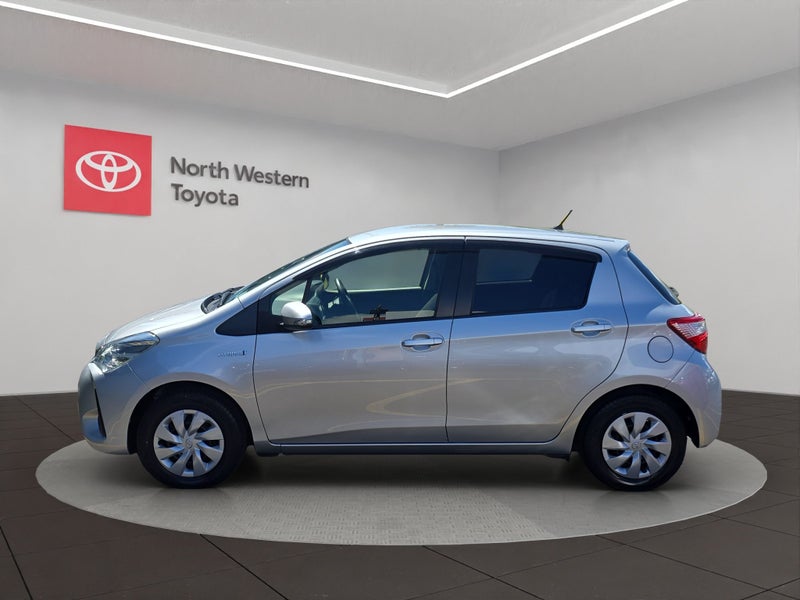 2019 Toyota Vitz 1.5 Hybrid F 5Dr Hatch CVT 2WD image 5