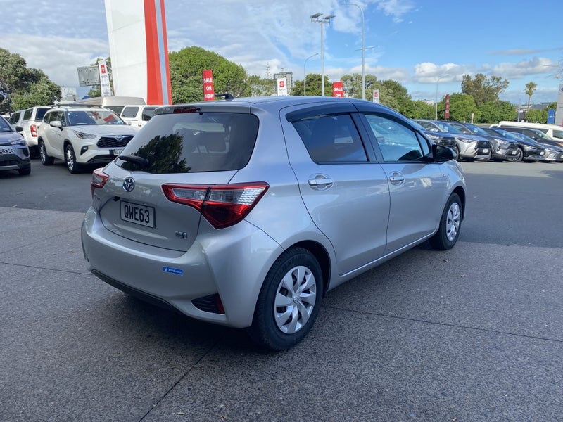 2019 Toyota Vitz 1.5 Hybrid F 5Dr Hatch CVT 2WD image 2