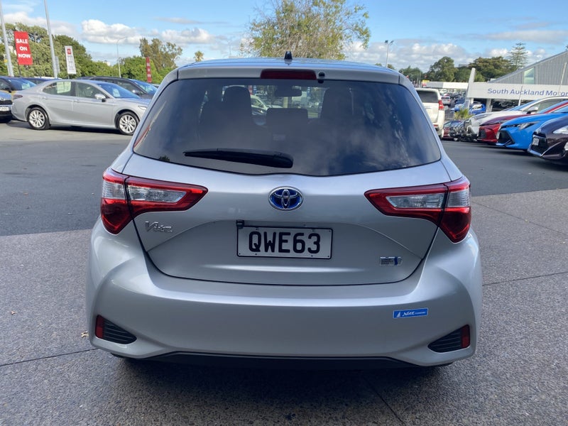 2019 Toyota Vitz 1.5 Hybrid F 5Dr Hatch CVT 2WD image 3