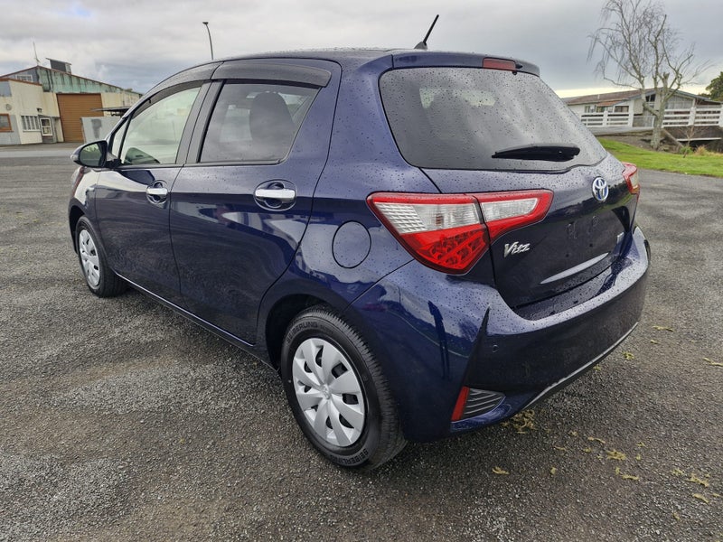 2019 Toyota Vitz 1.5 Hybrid Safety Edition II 5... image 5