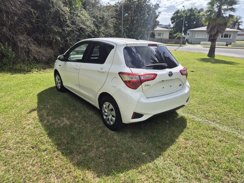 2019 Toyota Vitz 1.5P Hybrid image 4