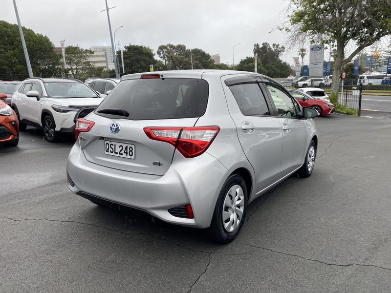2019 Toyota Vitz 1.5P Hybrid 5Dr Hatch image 2