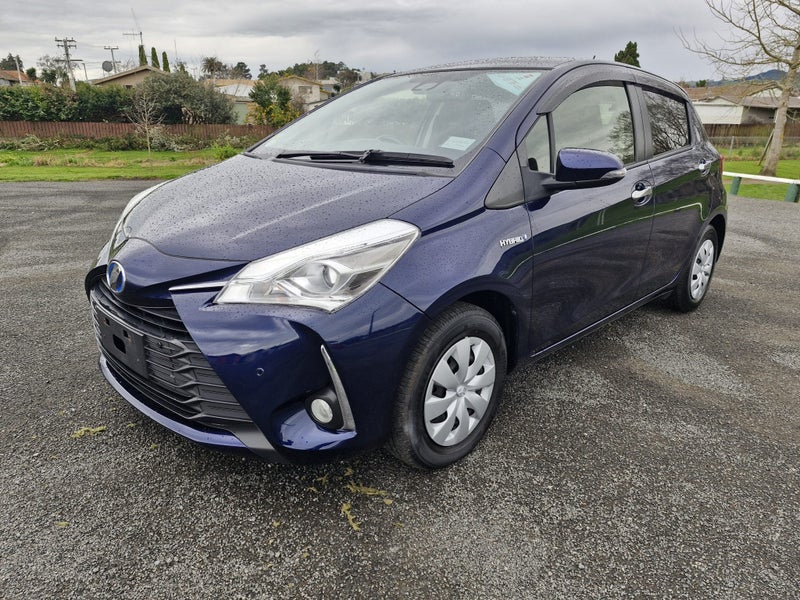 2019 Toyota Vitz 1.5P Hybrid 5Dr Hatch CVT 2WD - image 2