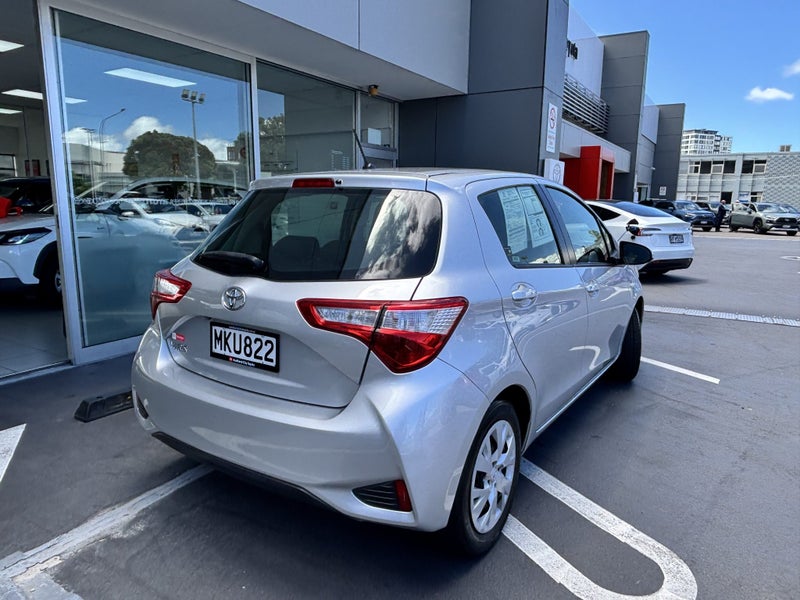 2019 Toyota Yaris GX 1.3P 4 PETROL ECONOMIC HATCH image 3