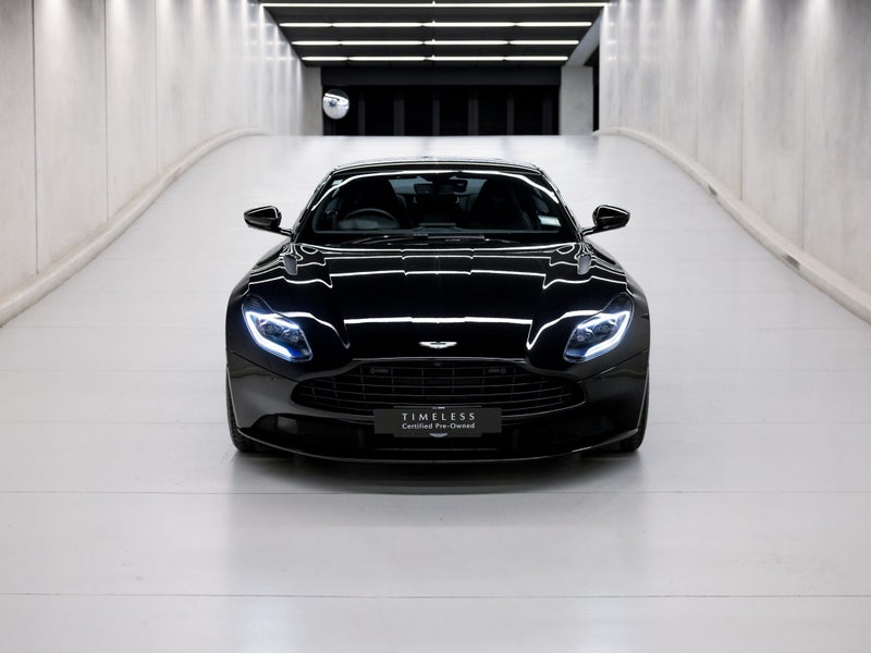 2020 Aston Martin DB11 V8 Coupe image 3