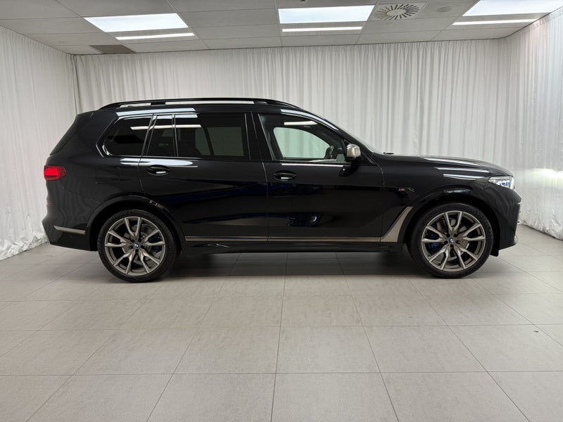 2020 BMW X7 X7 M50d M Performance image 2