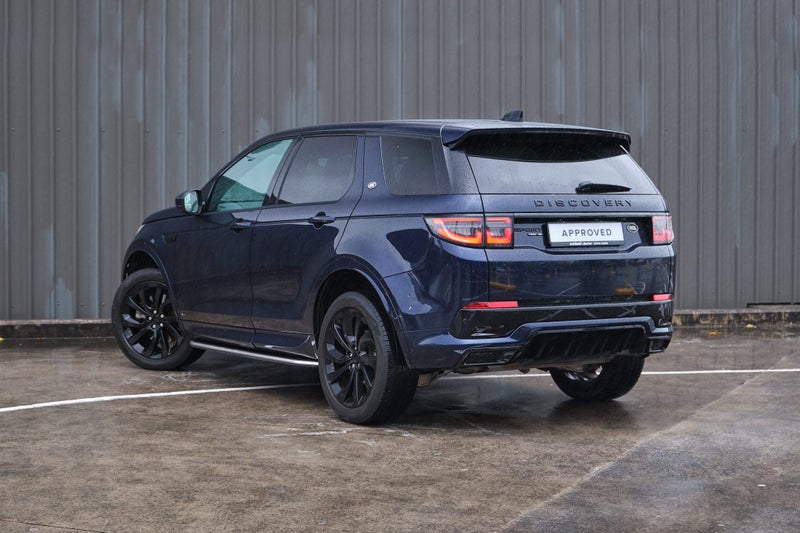 2020 Land Rover Discovery Sport P250 R-Dynamic SE image 2