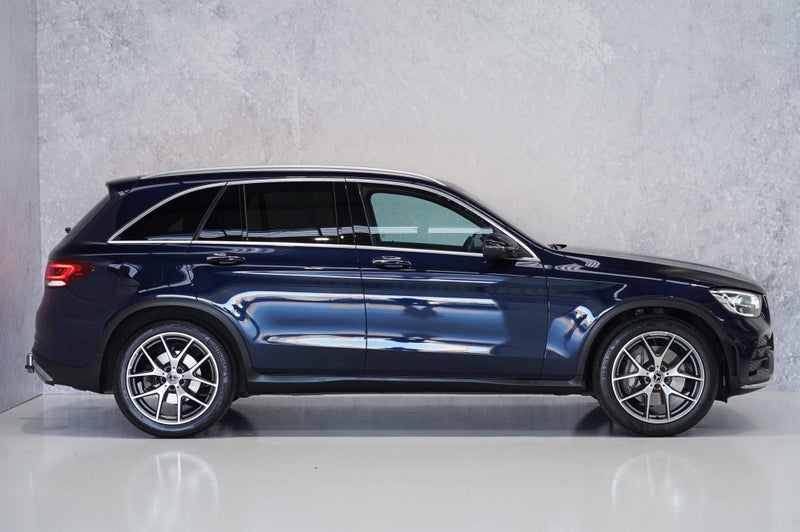 2020 Mercedes-Benz GLC 200 AMG Line SUV *NZ New* image 3