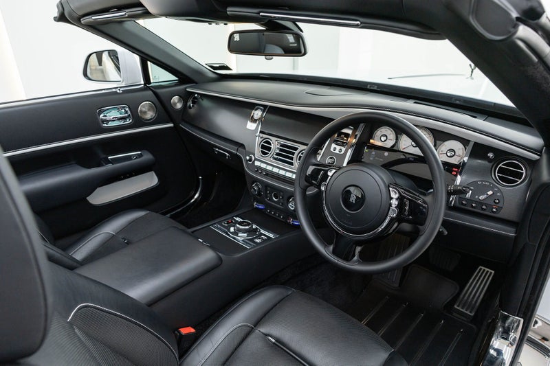 2020 Rolls-Royce Dawn Black Badge image 2