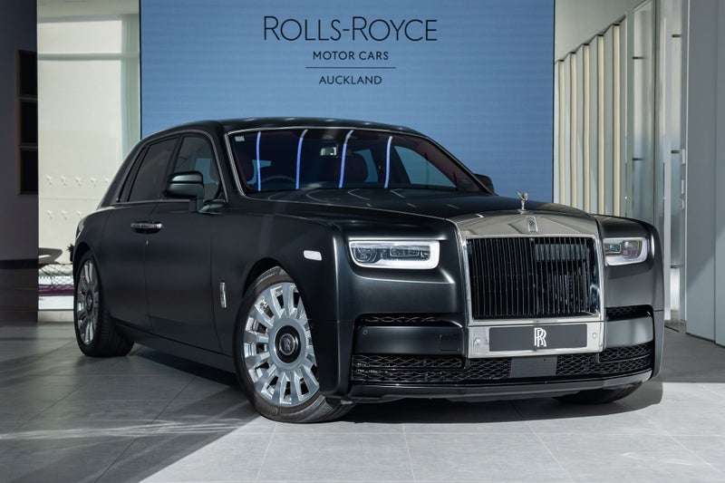 2020 Rolls-Royce Phantom image 1