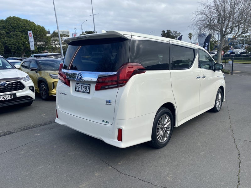 2020 Toyota Alphard 2.5 Hybrid G 7 Seats image 2