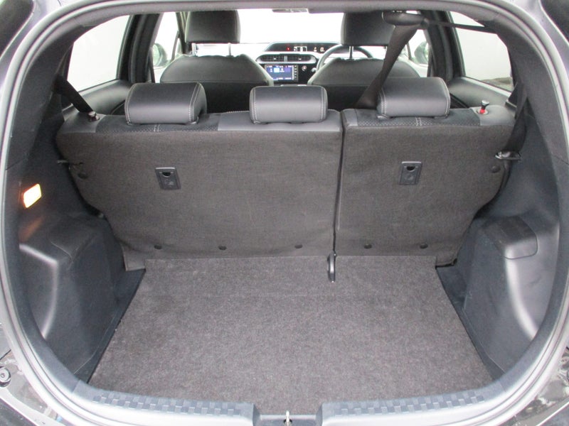 2020 Toyota Aqua 1.5 Hybrid G GR Sport + Warranty* image 5