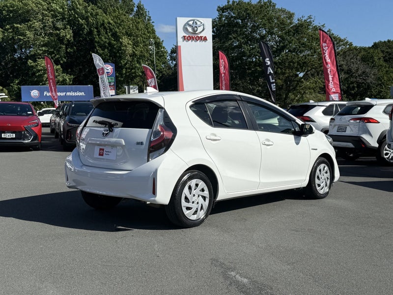 2020 Toyota Aqua 1.5 Hybrid S image 3