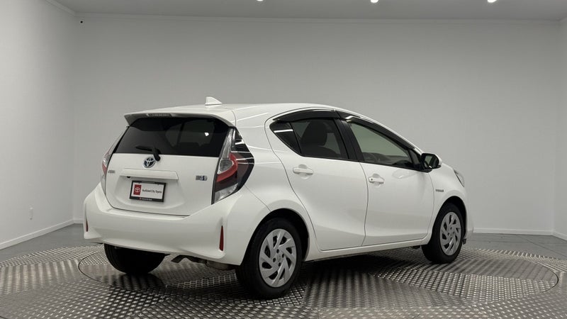 2020 Toyota Aqua 1.5 Hybrid S image 3