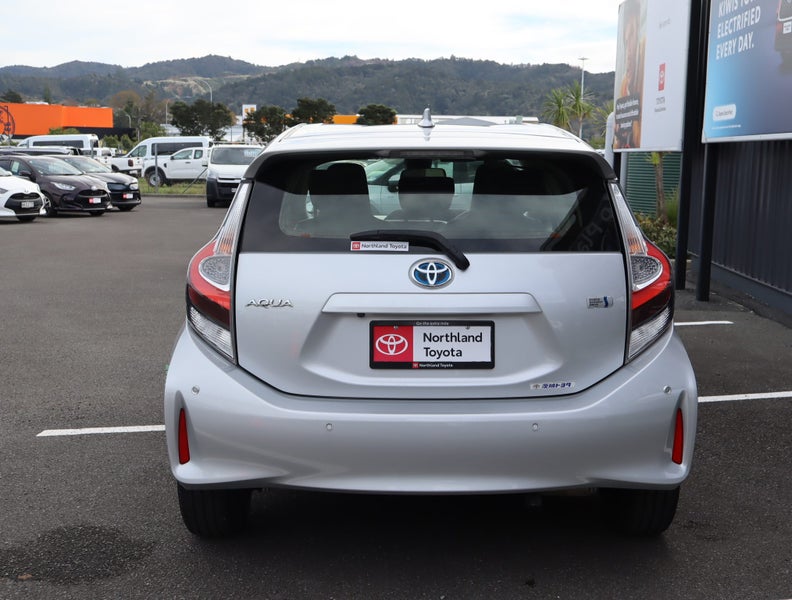 2020 Toyota Aqua 1.5 Hybrid S Business Package... image 3