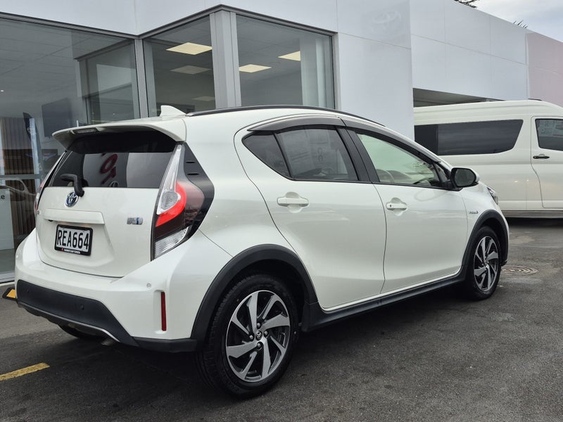 2020 Toyota Aqua Crossover 1.5P HYBRID image 4