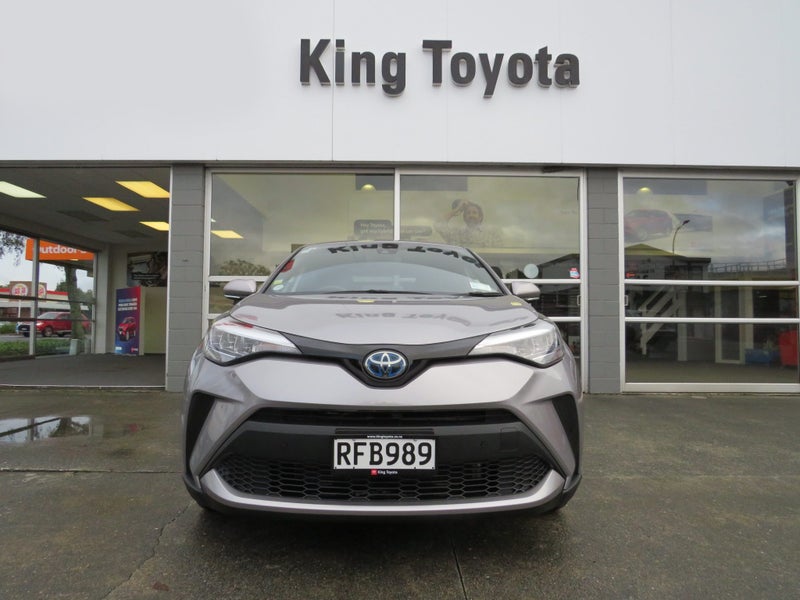 2020 Toyota C-HR 1.8 Hybrid 6.95% Finance & 2 f... image 2