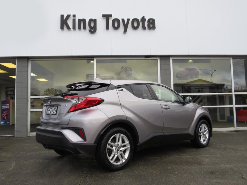 2020 Toyota C-HR 1.8 Hybrid 6.95% Finance & 2 f... image 5