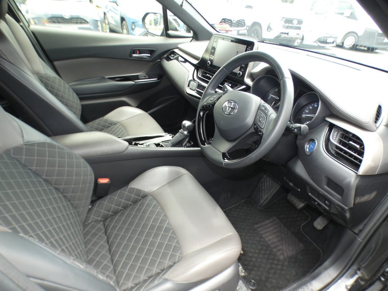 2020 Toyota C-HR 1.8 Hybrid G image 3