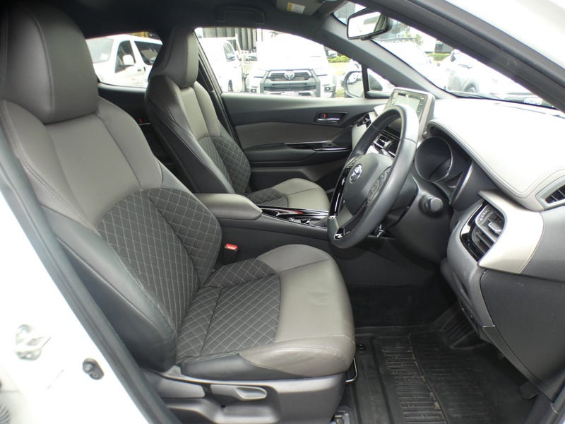 2020 Toyota C-HR 1.8 Hybrid G image 2