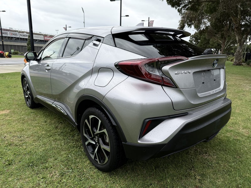 2020 Toyota C-HR 1.8 Hybrid G Automatic SUV image 5
