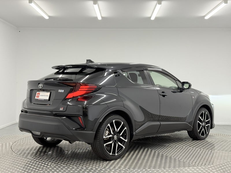2020 Toyota C-HR 1.8 Hybrid GR Sport image 3