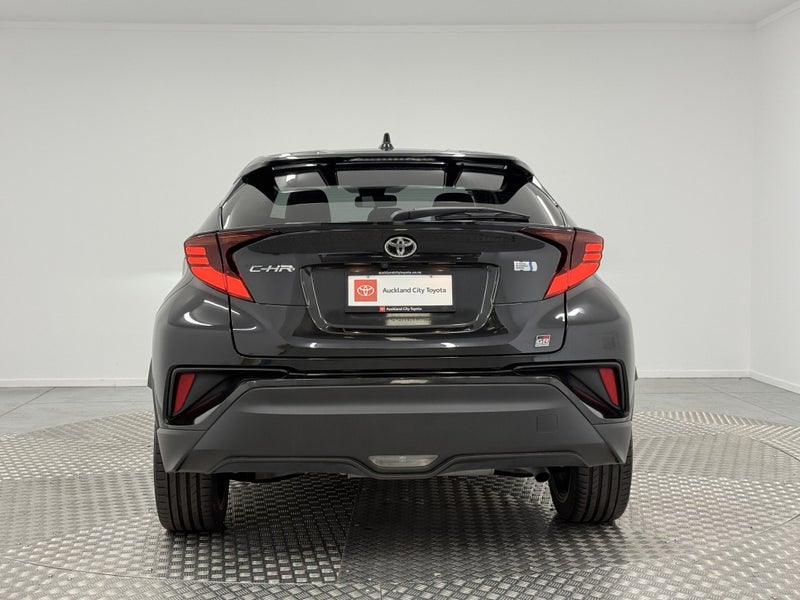 2020 Toyota C-HR 1.8 Hybrid GR Sport image 4