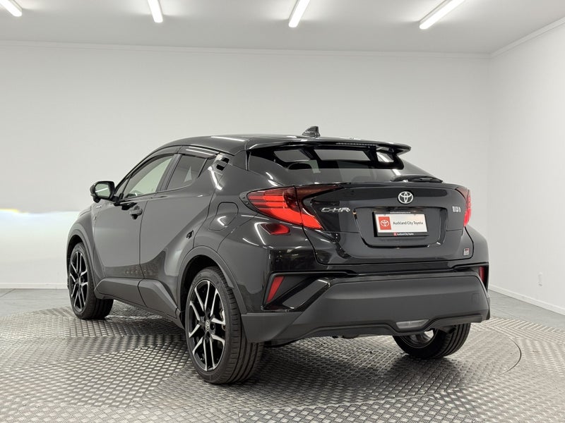2020 Toyota C-HR 1.8 Hybrid GR Sport image 5