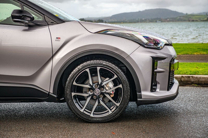 2020 Toyota C-HR 1.8 Hybrid GR Sport image 3