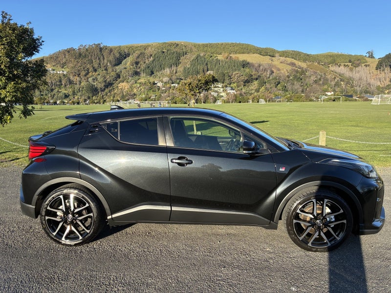 2020 Toyota C-HR 1.8 Hybrid GR Sport image 5
