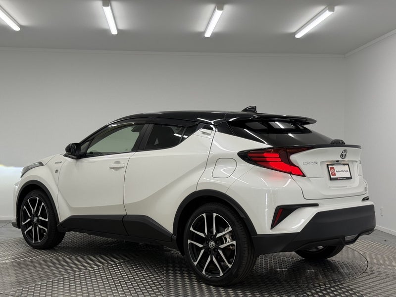 2020 Toyota C-HR 1.8 Hybrid GR Sport image 5