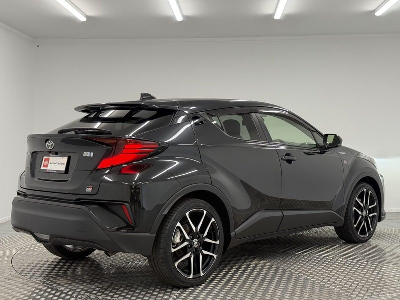 2020 Toyota C-HR 1.8 Hybrid GR Sport image 3