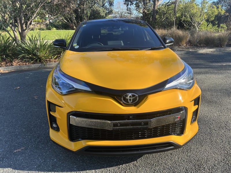 2020 Toyota C-HR 1.8 Hybrid GR Sport image 2