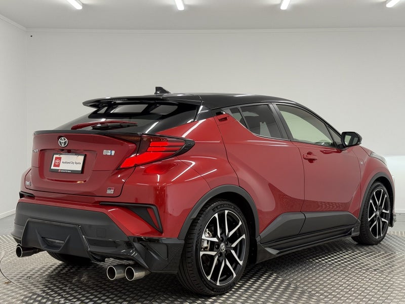 2020 Toyota C-HR 1.8 Hybrid GR Sport image 3