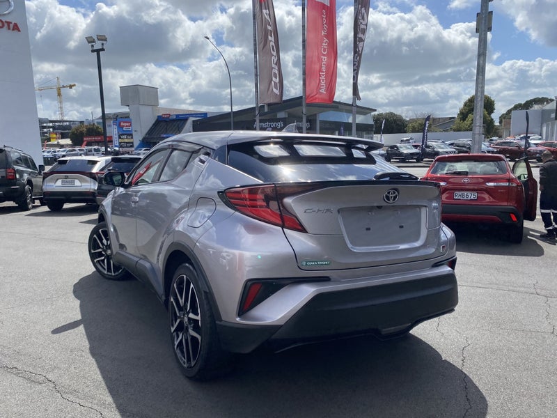 2020 Toyota C-HR 1.8 Hybrid GR Sport 5 Dr SUV C... image 3