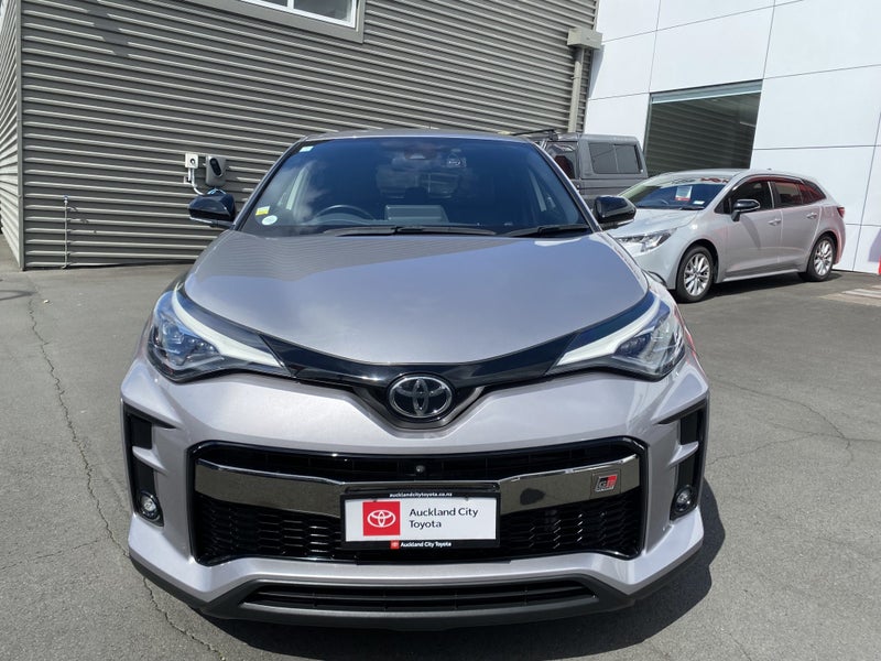 2020 Toyota C-HR 1.8 Hybrid GR Sport 5 Dr SUV C... image 4