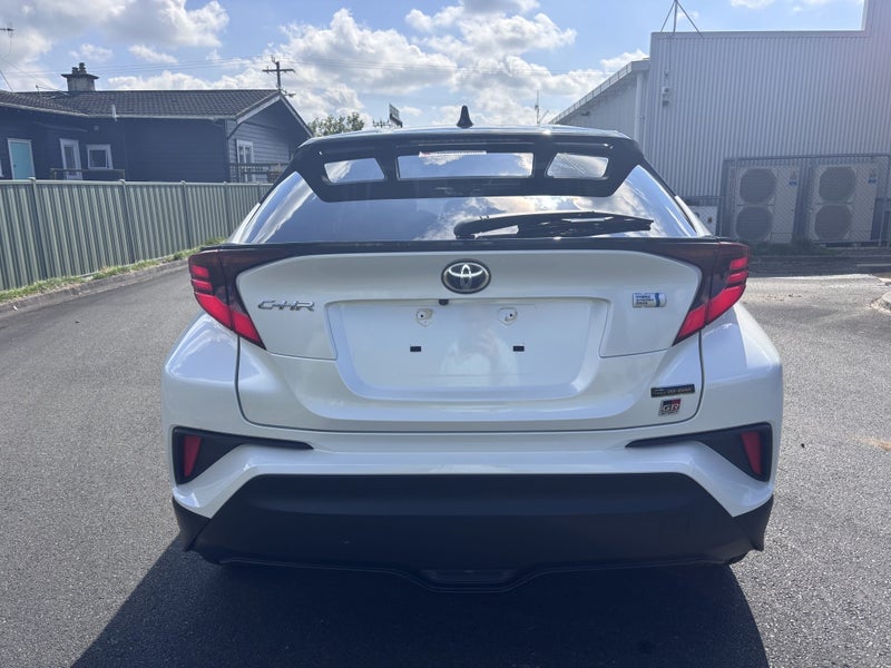 2020 Toyota C-HR 1.8 Hybrid GR Sport 5 Dr SUV C... image 4