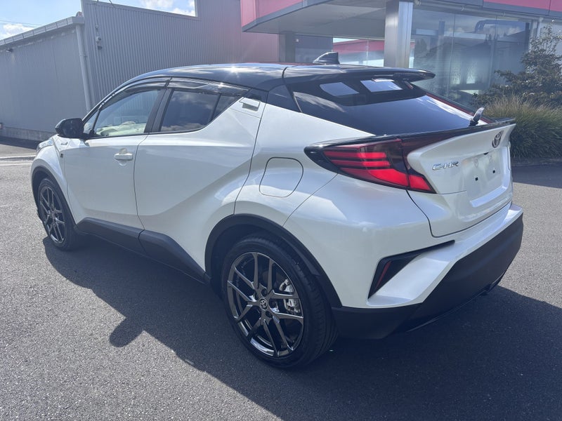 2020 Toyota C-HR 1.8 Hybrid GR Sport 5 Dr SUV C... image 5