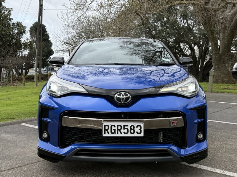 2020 Toyota C-HR 1.8 Hybrid GR Sport image 4