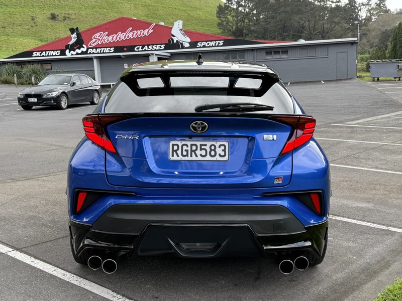 2020 Toyota C-HR 1.8 Hybrid GR Sport image 5