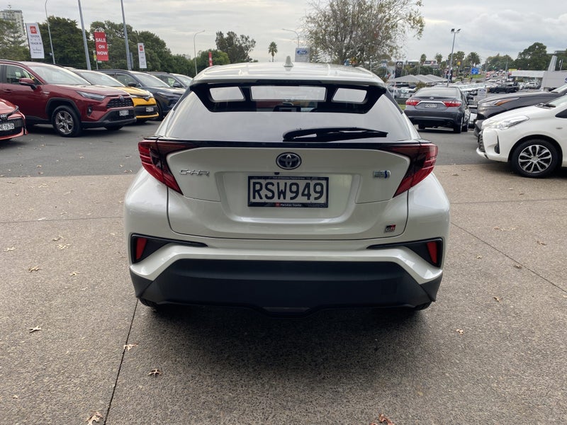 2020 Toyota C-HR 1.8 Hybrid GR Sport image 3