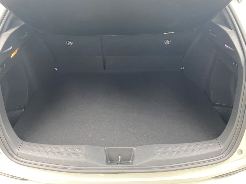 2020 Toyota C-HR 1.8 Hybrid GR Sport image 4