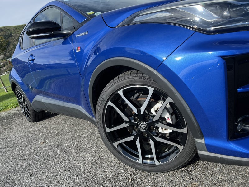 2020 Toyota C-HR 1.8 Hybrid GR Sport image 2