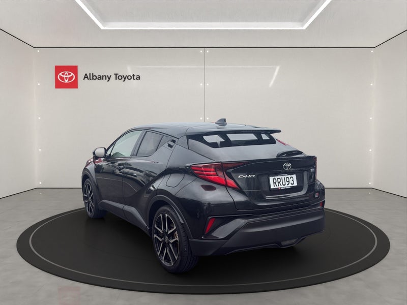 2020 Toyota C-HR 1.8 Hybrid S 5 Dr SUV CVT FWD... image 5