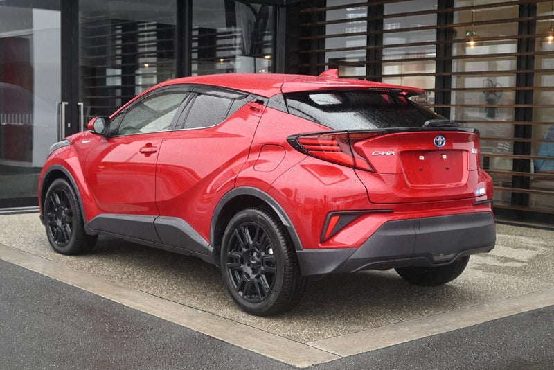 2020 Toyota C-HR 1.8 Petrol Hybrid G FWD SUV image 2