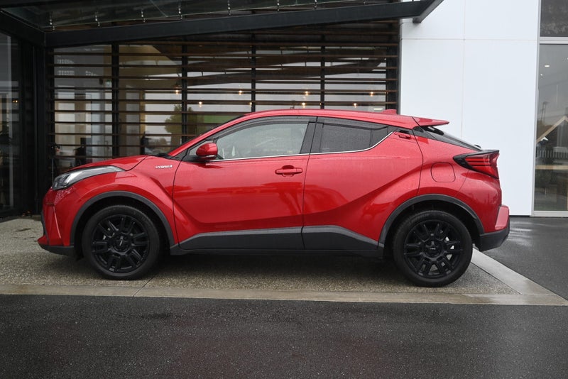 2020 Toyota C-HR 1.8 Petrol Hybrid G FWD SUV image 3