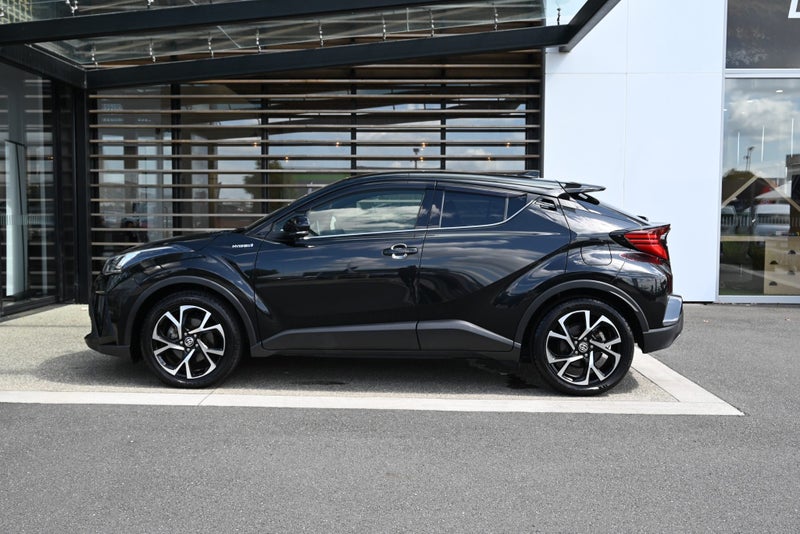 2020 Toyota C-HR 1.8 Petrol Hybrid G FWD SUV image 3