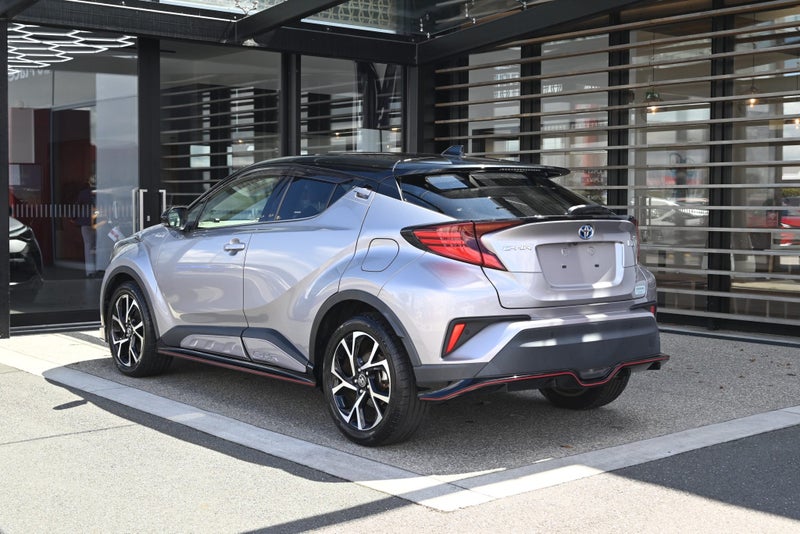 2020 Toyota C-HR 1.8 Petrol Hybrid G FWD SUV image 2
